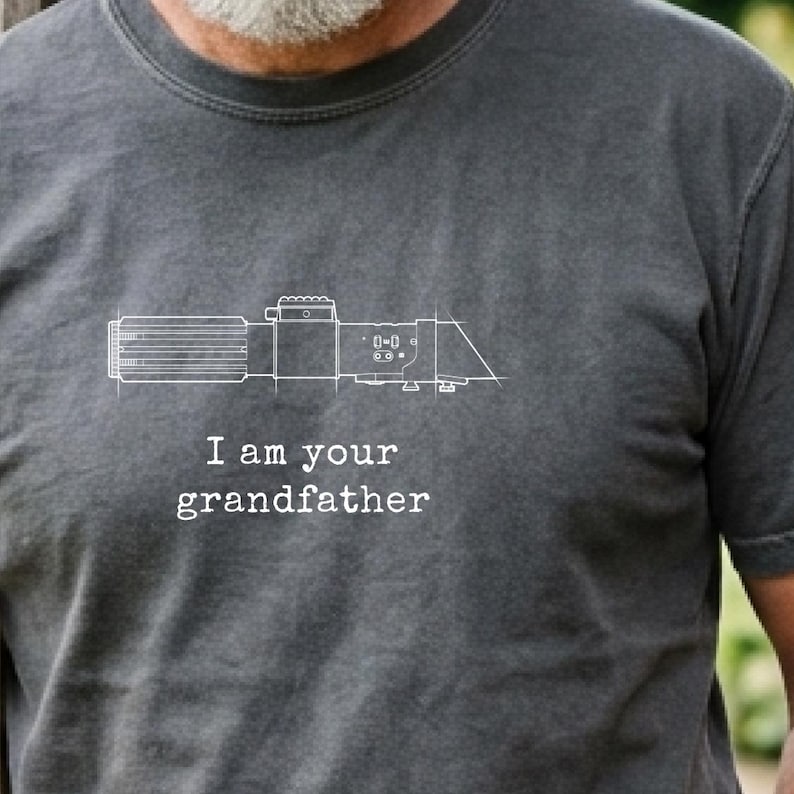 Camiseta "Soy tu abuelo", divertida camiseta de abuelo de ciencia ficción, parodia de Lord Sith, regalo de sable de luz, inspirada en Vader imagen 1