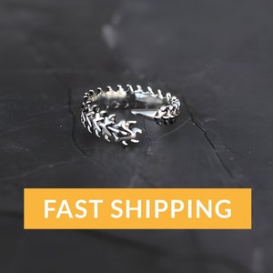 Silver Black Centipede Ring  Adjustable Spiked Ring - Crafted in Stainless Steel - Perfect for Streetwear, Hip Hop, Punk Medieval Styles