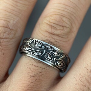 Ward Off Stress with our Evil Eye Spinner Ring - Anti-Anxiety Gift for Her or Him, Ideal for Matching Jewelry Sets and Best Friend Gifts