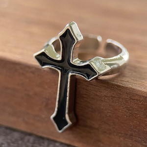 Adjustable Gothic Cross Ring - Silver Religious Jewelry for Men & Women
