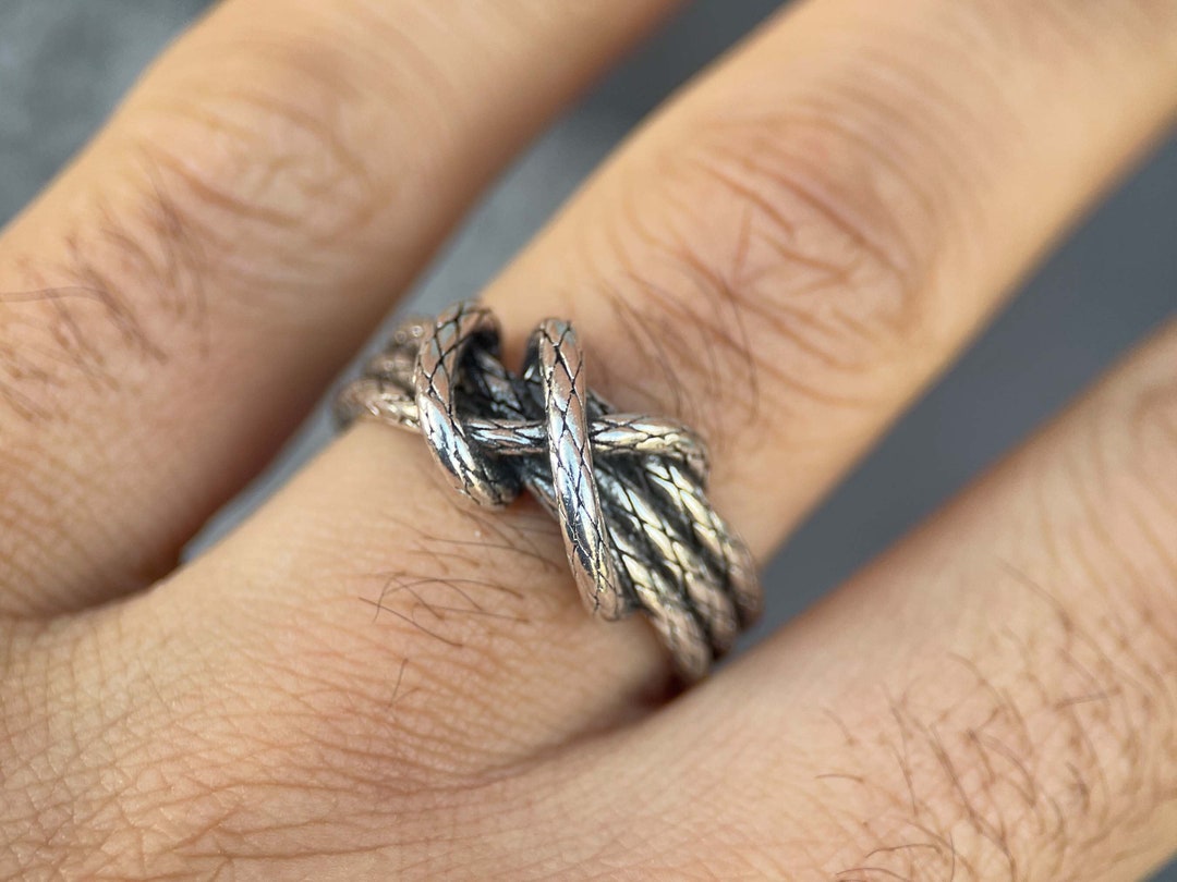 Vintage Silver Rope Knot Ring: Twisted Chain Band, Stackable