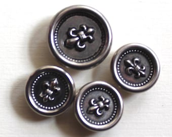 Antique Silver Fleur de Lis Buttons