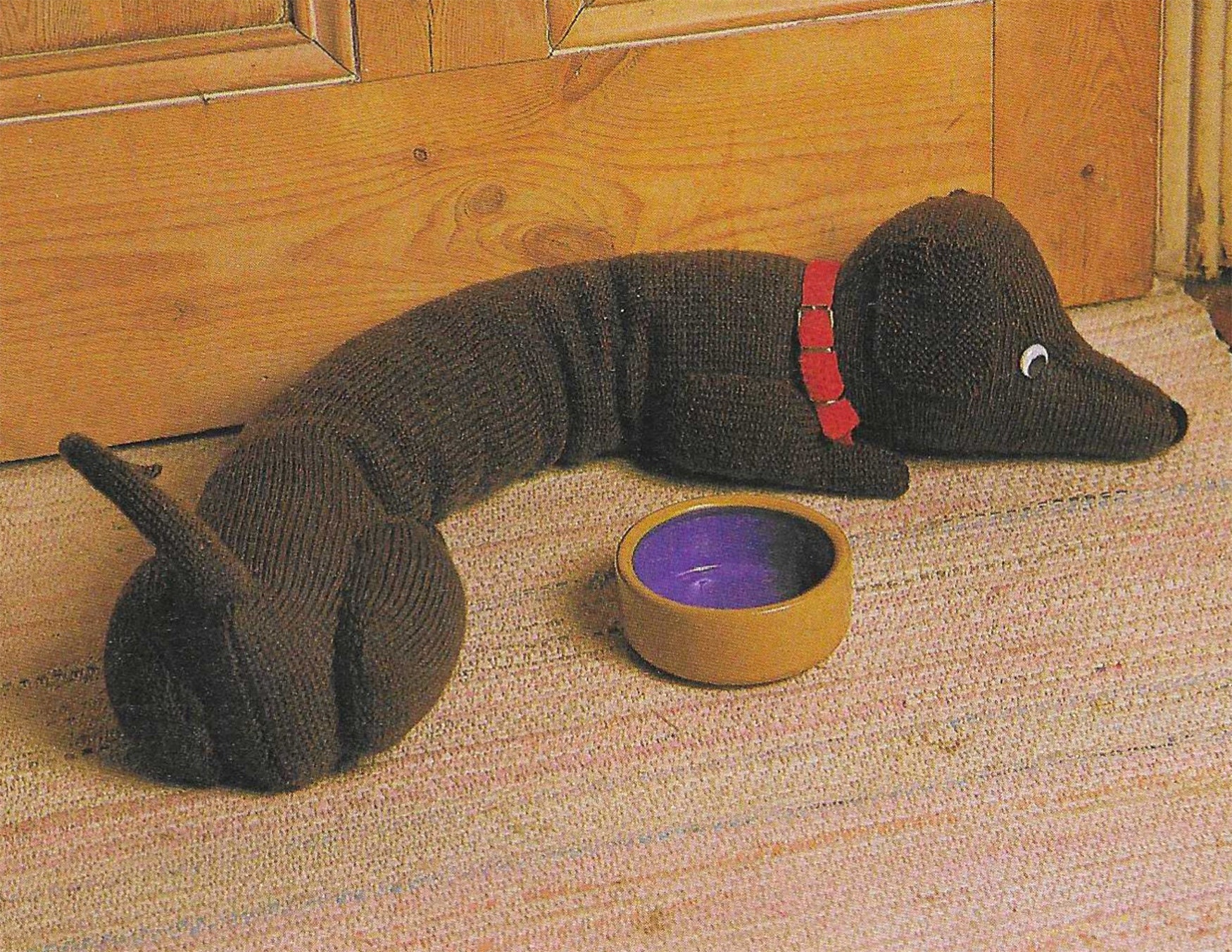 Vintage Knitting Pattern for Dachshund Dog Draught Excluder. Double