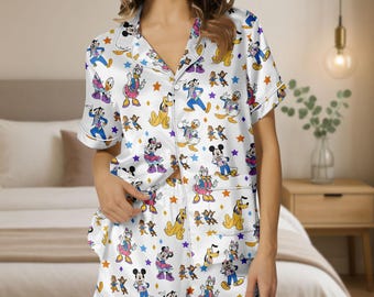 Mickey Family satijnen pyjama voor dames, Disney-pyjama voor 4 juli, bijpassende zomerset shorts