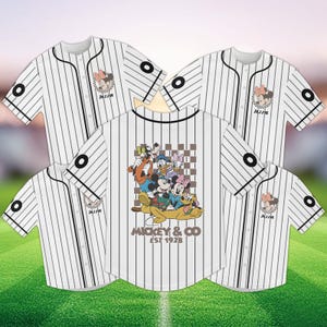 カスタムミニーマウスベースボールジャージ、ミッキー＆Co 1928ベースボールジャージ、ミッキーと仲間たちのストライプジャージ、マッチンググループトリップジャージTシャツ