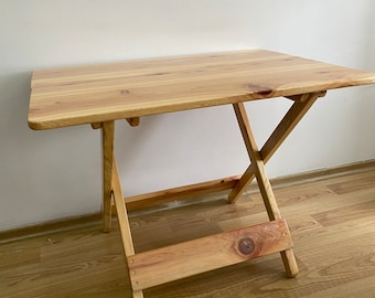 Multifunctional and Portable Wooden Table, Foldable Table for Picnic, Camp and Garden, Handcrafted Table