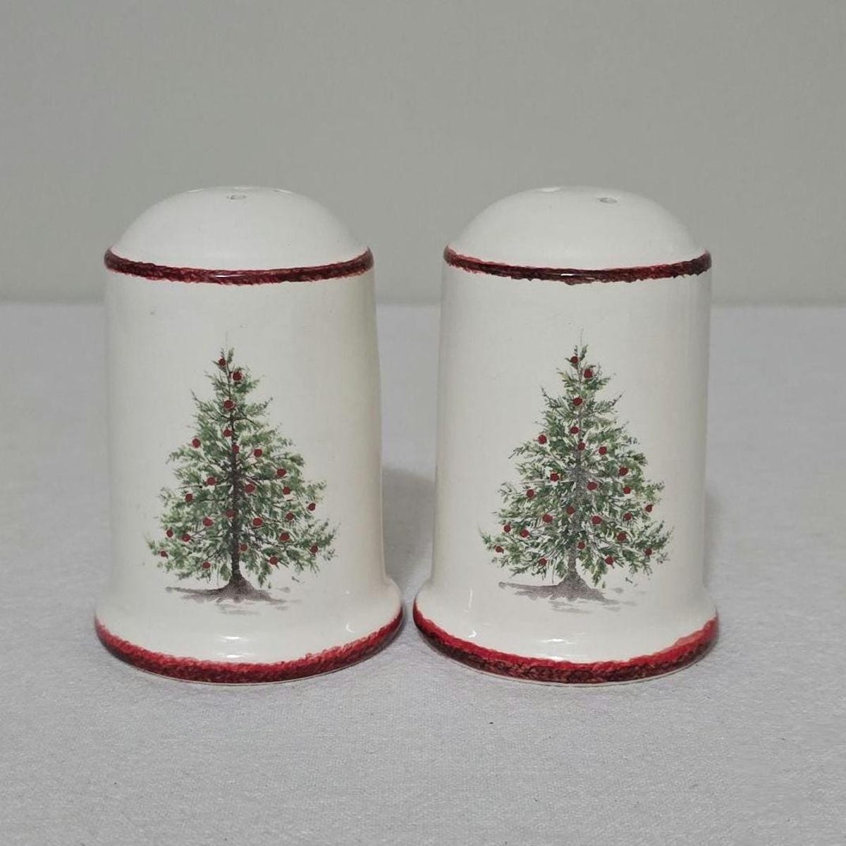 Vintage Sur La Table Holly and Pine Earthenware Salt and Pepper Shakers Made in Italy - Etsy