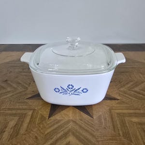 Corning Ware Blue Cornflower 1 3/4 Quart Casserole Dish With Glass Lid P-7-C