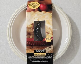 Vintage Pfaltzgraff Deep Dish Pie Plate With Pie Bird Vent, New Old Stock