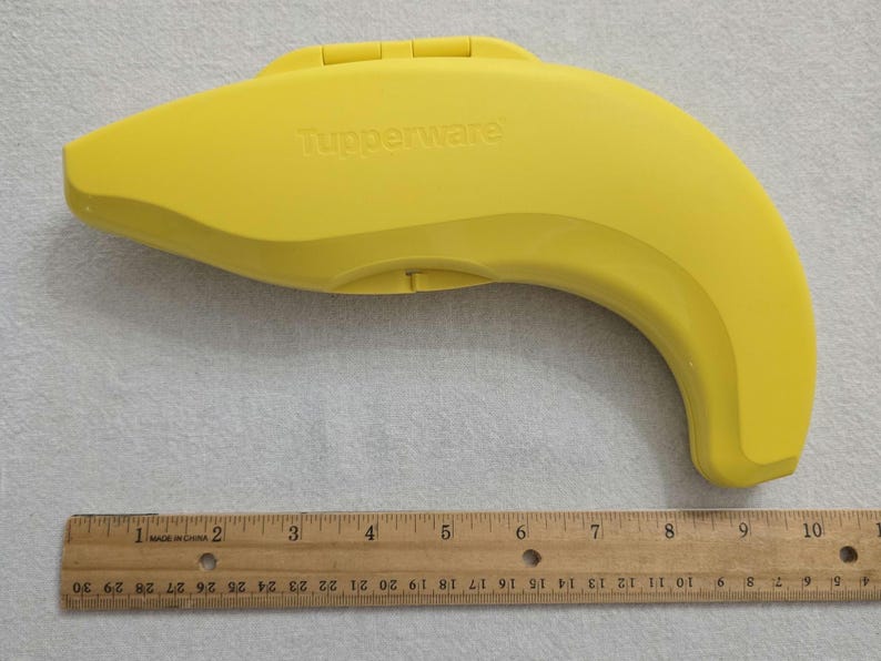 Tupperware Banana Keeper Forget Me Not Fruit Storage Container #6167A ...