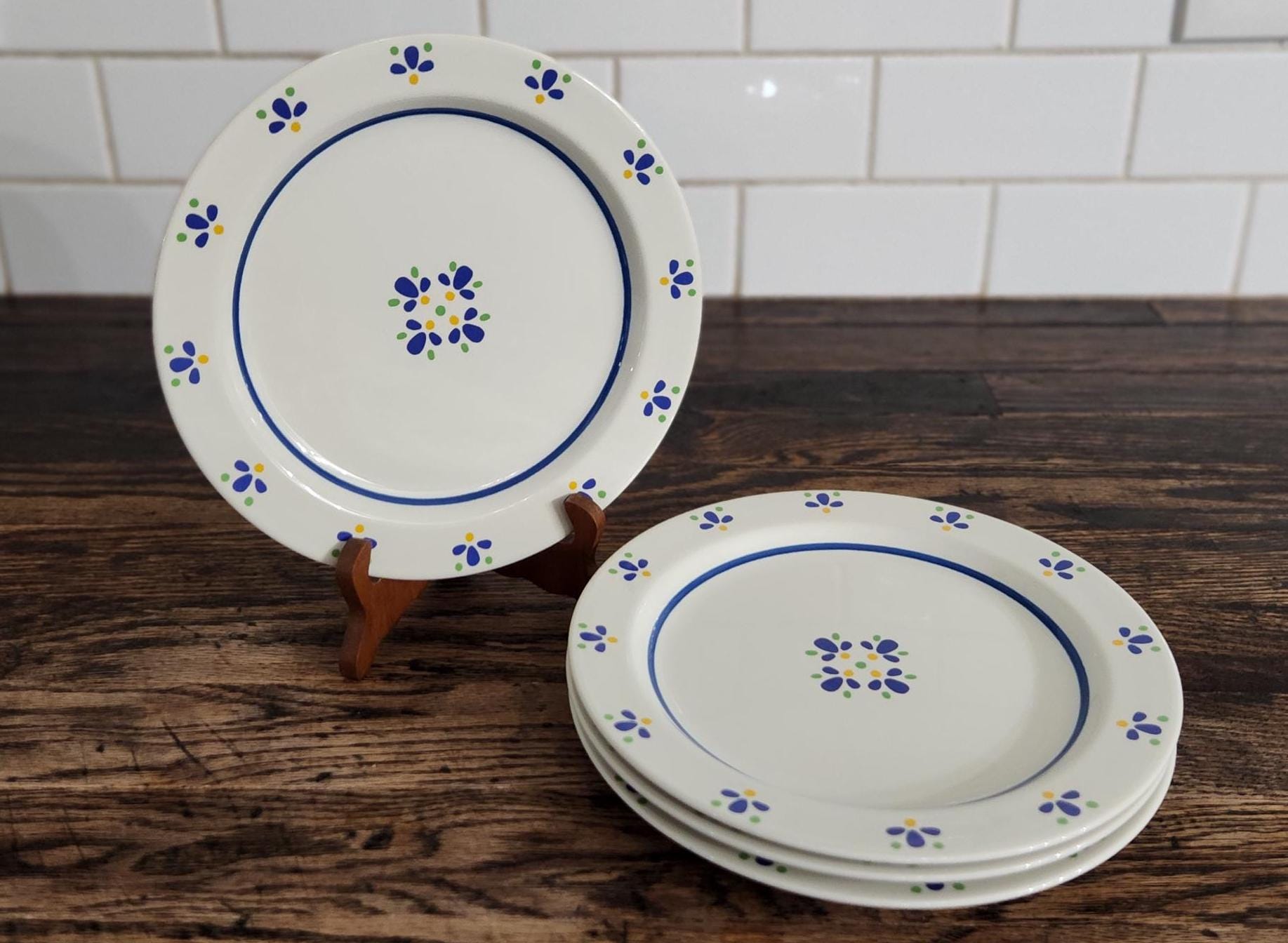 Vintage Avon Fresh Flower Ceramic Salad Plates Set of 4 - Etsy