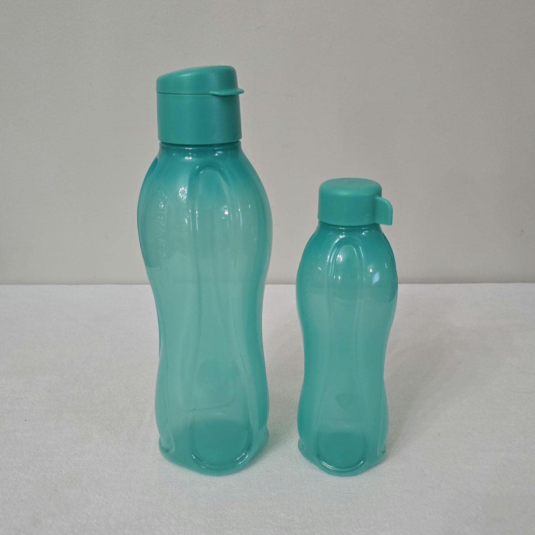 Tupperware Eco Water Bottles Set of 2, 500ml and 1 Liter - Etsy