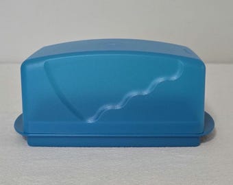 Tupperware Impressions Butter Dish, Blue Cheese Keeper