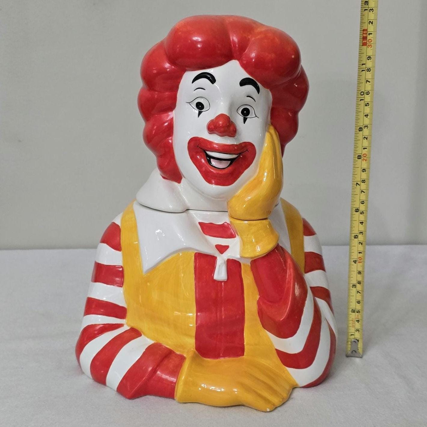 1997 McDonald's Ronald McDonald Ceramic Cookie Jar Treasure