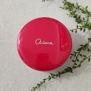 Vintage Avon Ariane Ultra Perfumed Beauty Dusting Powder Sealed