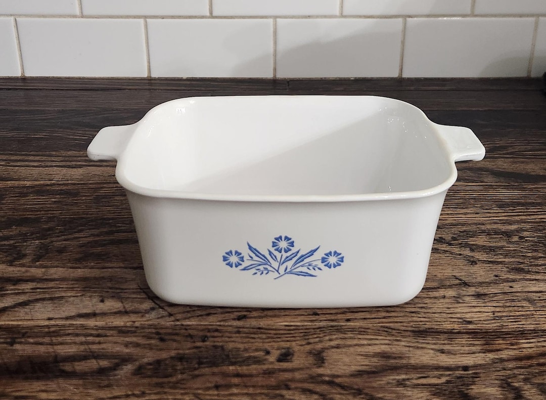 Vintage Corning Ware Blue Cornflower Casserole Dish P-4-B Small