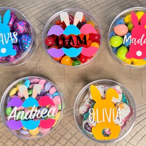 Remplisseurs de panier de Pâques, cadeaux de Pâques, boîtes de bonbons de Pâques, articles de fête de Pâques pour enfants, famille, école, enseignants, amis, bonbons de Pâques
