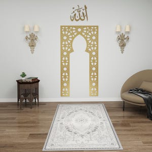Wall-Mounted Islamic Motif Metal Mihrab – Perfect for Homes and Mosques, Durable and Aesthetic Design for Prayer Corners and Decorative Use