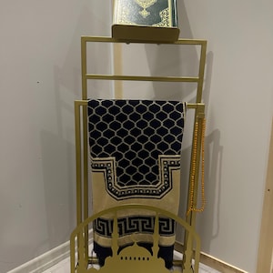 Mosque Pattern Handmade Metal Prayer Rug and Quran Stand-Modern Islamic Prayer Rug Organizer with Quran Holder,Perfect for Ramadan HomeDecor