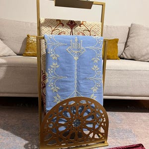 Elegant Handmade Metal Prayer Rug and Quran Stand-Elegant Islamic Prayer Rug Organizer with Quran Holder,Perfect Touch for IslamicHome Decor