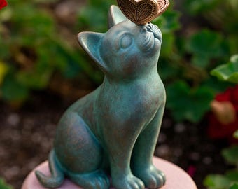 Cat and Butterfly Garden Statue | Resin Outdoor Ornament for Cat Lovers | Cute Animal Garden Decor Gift for Her or Him UK