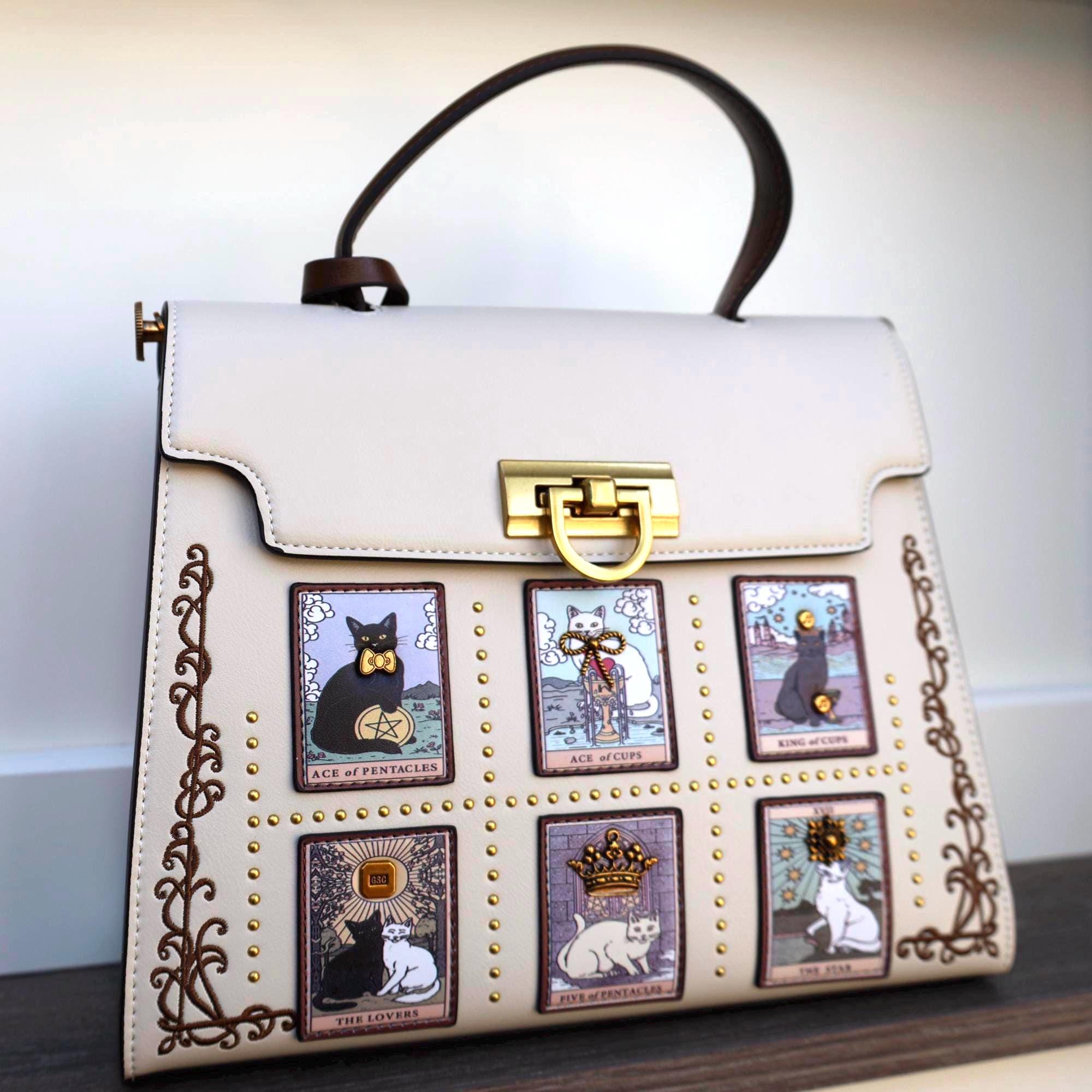 中居ベル キャンバスプリント 「Cat Lady」 中居ベル キャンバス