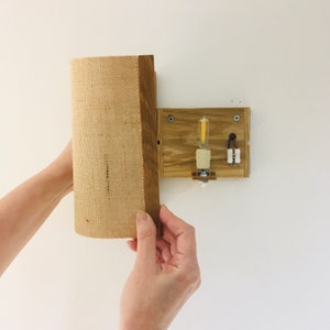Aplique de pared con pantalla en yute Natural - Aplique de pared de roble - Aplique de madera - Luz de pared - Lámpara de noche