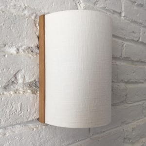 Replacement shade for Berlett One wall light. Interchangeable Berlett One shade. Magnetic shade. Linen shade.