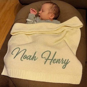 Personalized Baby Blanket, Custom Name Knit Blanket, Embroidered Baby Name Blanket, Newborn Gift, Baby Shower Gift, Toddler Blanket