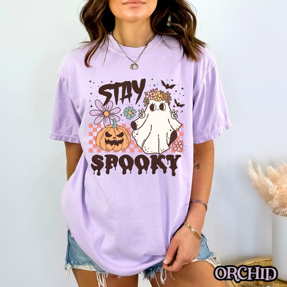 Stay Spooky Shirt, Kawaii Ghost Comfort Colors Tee, Pastel Halloween Aesthetic, Floral Crown, Retro Pumpkin, Spooky Cute Vibes