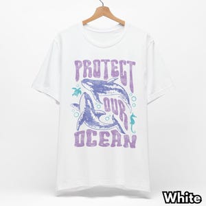Maglietta con grafica di orca, maglietta retrò a tema vita marina, abbigliamento per la conservazione degli oceani White