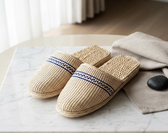 Handmade Straw Slippers: Men's Eco-Friendly Spa Sauna Sandals