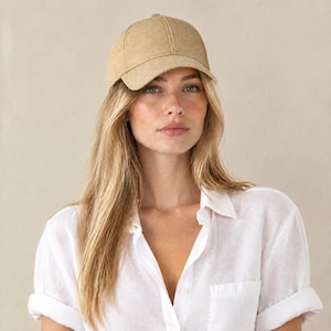 Handgemaakte Raffia Baseballcap: Zomerse Zonnehoed met UV-bescherming