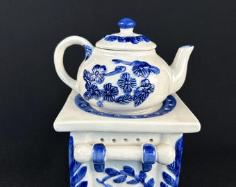 Classic porcelain teapot with floral design Art Deco tableware Granny Chic coffee pot Vtg white teapot porcelain Art Nouveau pot