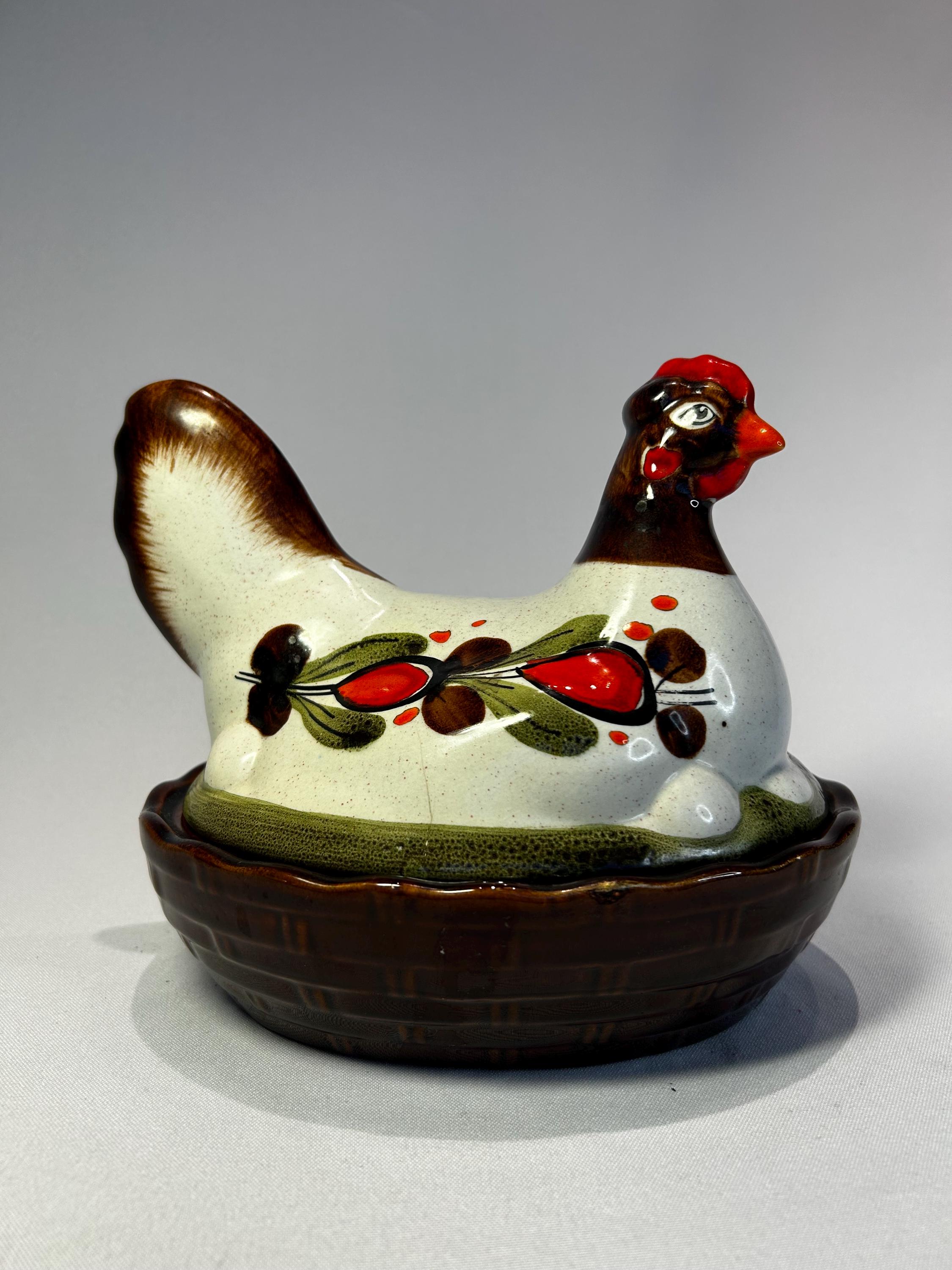 Easter egg basket in chicken shape porcelain bowl with lid egg warmer Easter Vtg decoration Easter eggs porcelain basket Easter decoration Vtg country house style Vtg