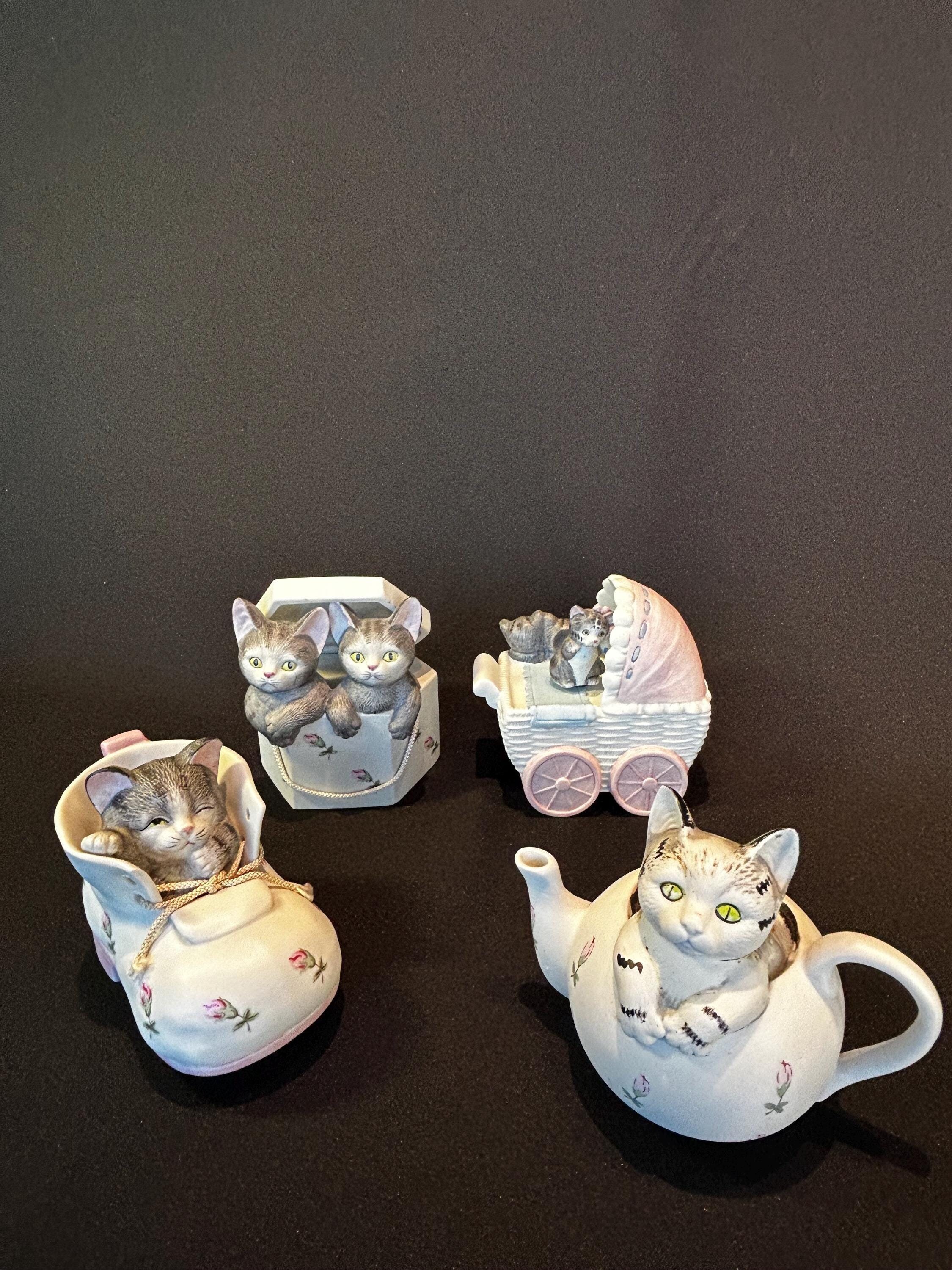 生意気な陶器の子猫のオルゴール、コレクター向けのヴィンテージ猫の 