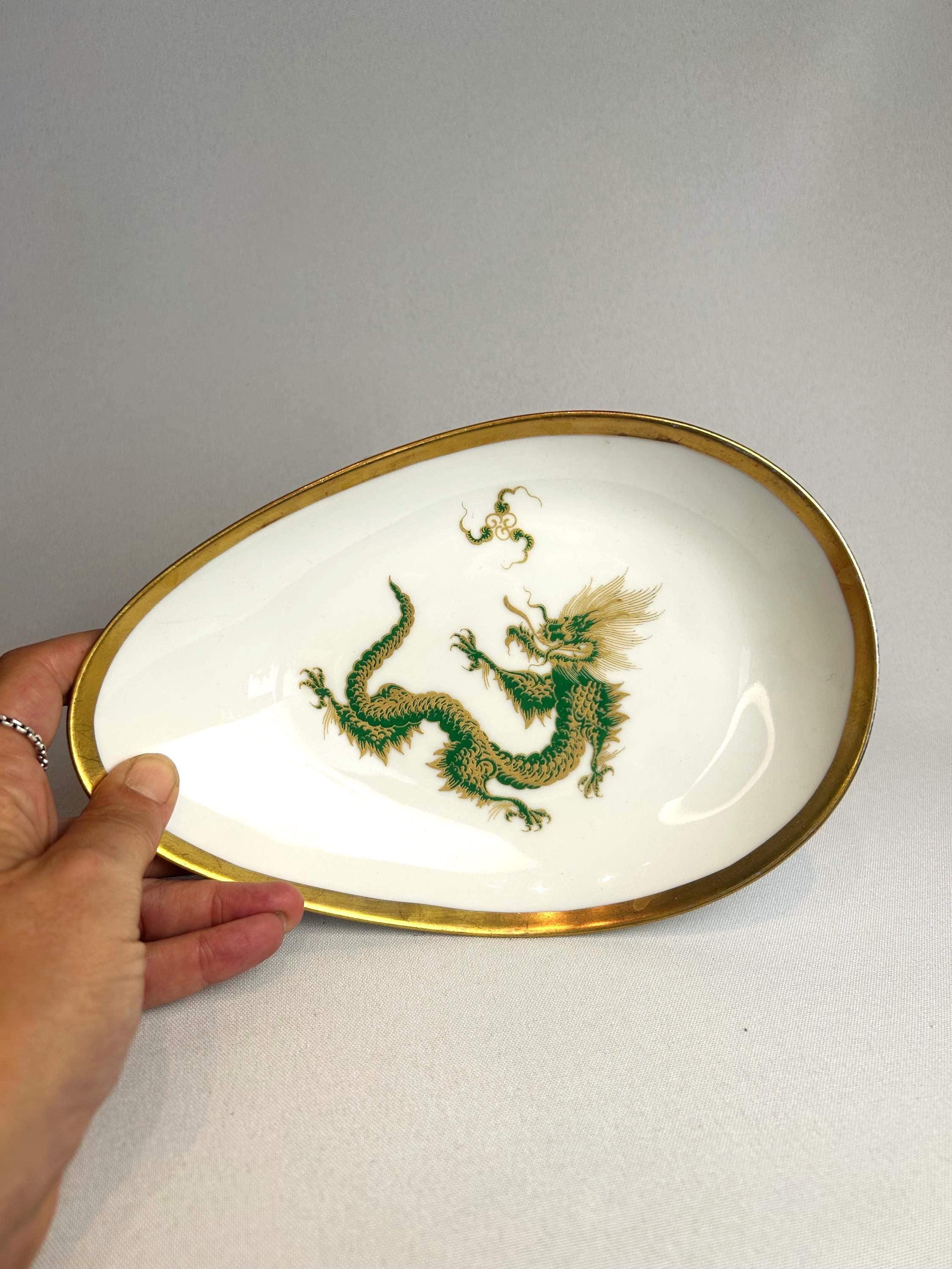 ANCIENNE ASSIETTE CHINOISE décor florale XIX Old plate chinese mark
