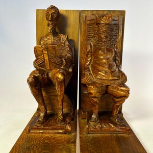 Original bookends made of wood bookshelf figures hand-carved wooden bookend shelf study bookend wood vintage wooden figure shabby
