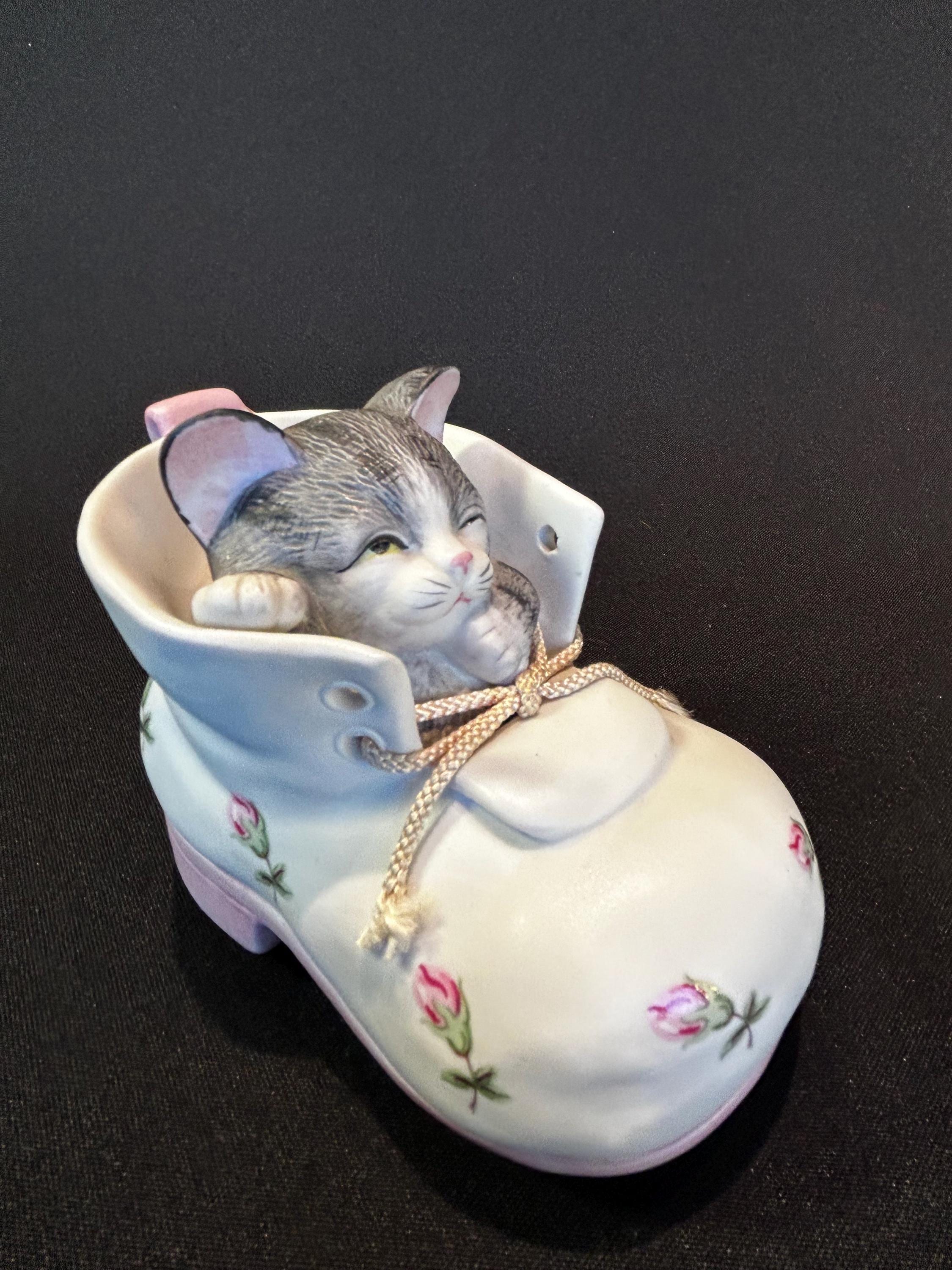 生意気な陶器の子猫のオルゴール、コレクター向けのヴィンテージ猫の 