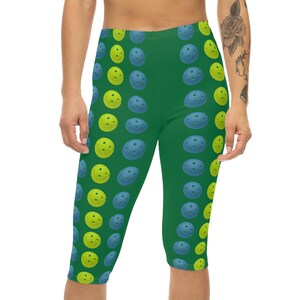 Sport Green Pickleball Capri Leggings: Women&#39;s Athletic Pants