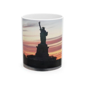 Statue of Liberty Ceramic Mug: New York Souvenir Gift