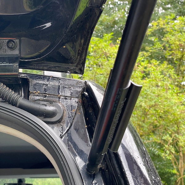 VW Caddy 3/4 Regenrinnen / Abweißer Camping umbau