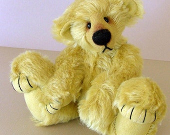 Patrón PDF de oso de peluche de 18 cm "Butternut" con dedos estirados y patas esculpidas. Oso coleccionable DIY diseñado por un artista.