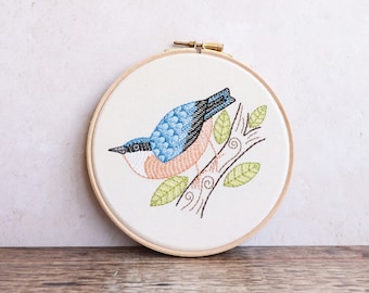 sittelle | Art original de broderie d'oiseau