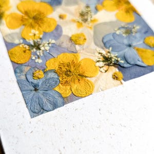 Carte message A6 Motif Carré en fleurs et feuillage pressés image 2