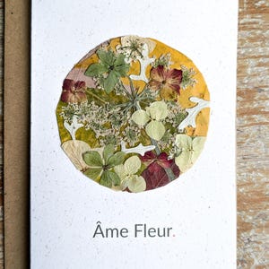 Carte message A6 "Âme fleur" en fleurs et feuillage pressés