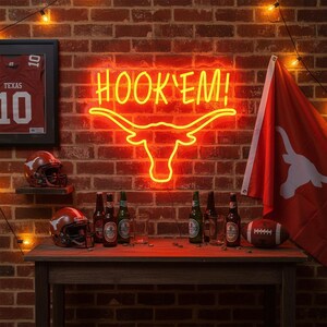 Hook 'Em Neon Sign,Texas Longhorn Wall Sign,Texas Wall Decor,Western Livingrooom Wall Art, Gift for Dad Husband,Man cave decor,Gift for him image 2