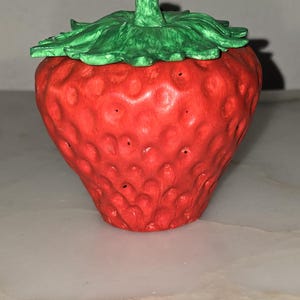 strawberry candle