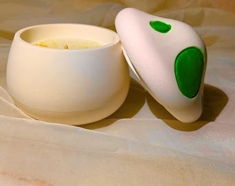 Bougie aux champignons faite main | Champignon en céramique à pois verts avec cire de soja parfumée