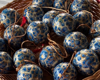 Handmade Papier-Mache Christmas Ball Ornament: Blue, White & Gold, India